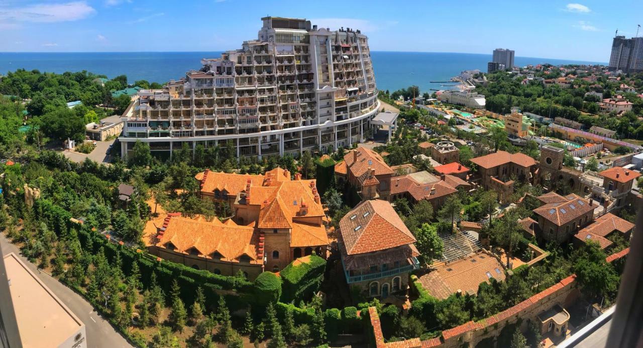 Gagarin Plaza Luxury Sea View Apartments Odesa Exterior foto